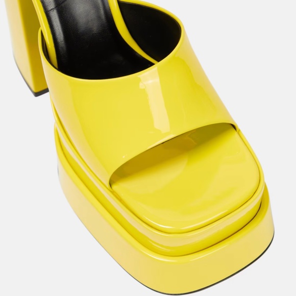 VERSACE Medusa Aevitas patent leather platform sandals - Picture 6 of 6